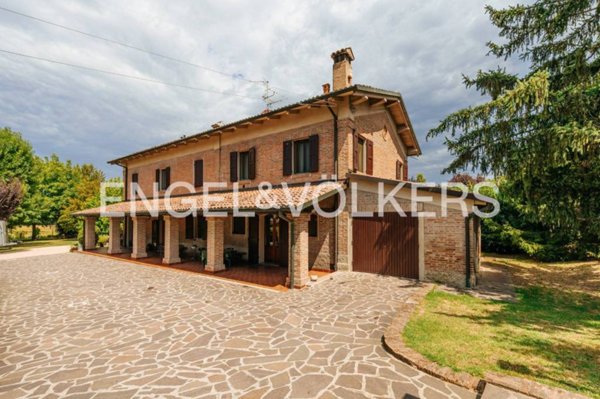 casa indipendente in vendita a Valsamoggia in zona Bazzano