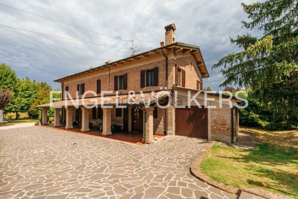 casa indipendente in vendita a Valsamoggia in zona Crespellano