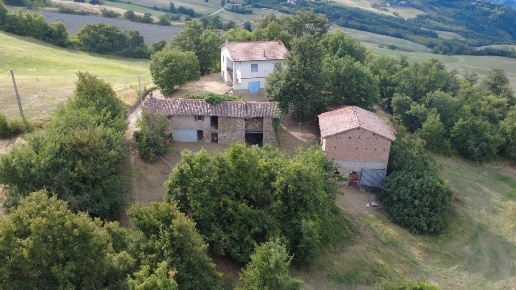 casa indipendente in vendita a Valsamoggia in zona Savigno