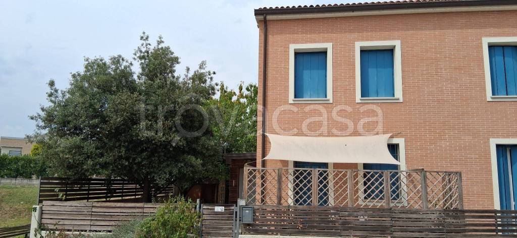 casa indipendente in vendita a Valsamoggia in zona Monteveglio