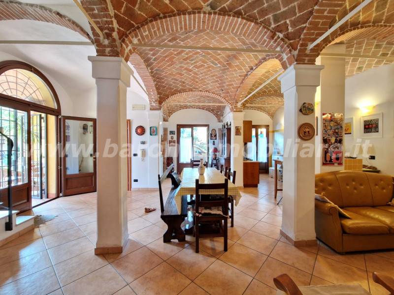 casa indipendente in vendita a Valsamoggia in zona Calcara