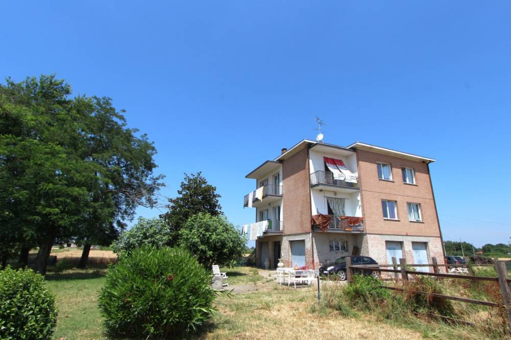 casa indipendente in vendita a Valsamoggia in zona Crespellano
