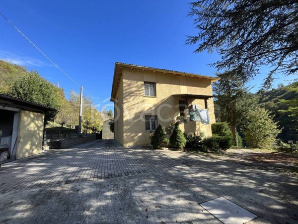 casa indipendente in vendita a Valsamoggia in zona Goccia