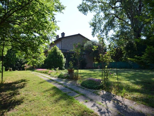 casa indipendente in vendita a Valsamoggia in zona Crespellano
