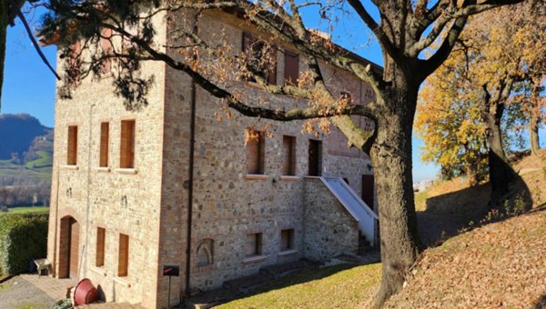 appartamento in vendita a Valsamoggia in zona Monteveglio