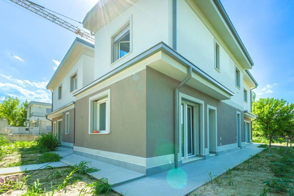 casa indipendente in vendita a Valsamoggia in zona Bersagliera