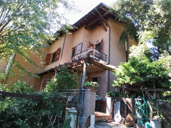 casa indipendente in vendita a Valsamoggia in zona Bazzano