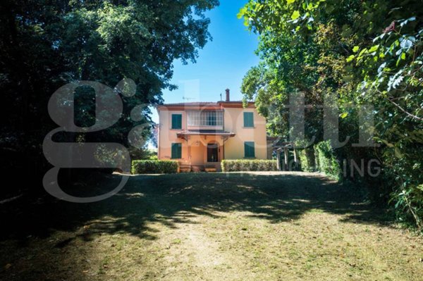 casa indipendente in vendita a Valsamoggia in zona Monteveglio
