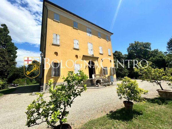 casa indipendente in vendita a Valsamoggia in zona Crespellano