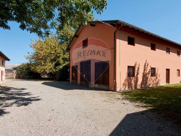 casa indipendente in vendita a Valsamoggia in zona Crespellano