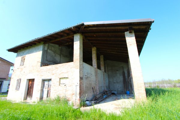 casa indipendente in vendita a Valsamoggia in zona Monteveglio