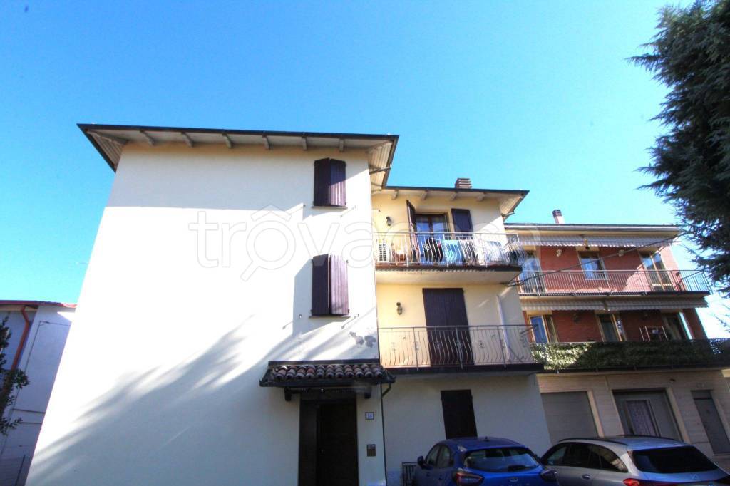 appartamento in vendita a Valsamoggia in zona Bazzano
