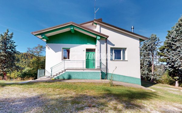 casa indipendente in vendita a Valsamoggia in zona Savigno