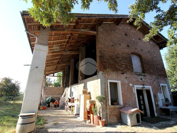 casale in vendita a Valsamoggia in zona Bazzano