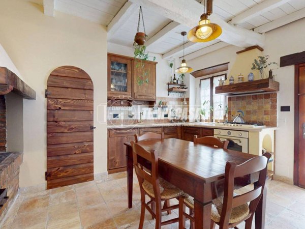 appartamento in vendita a Valsamoggia in zona Monteveglio