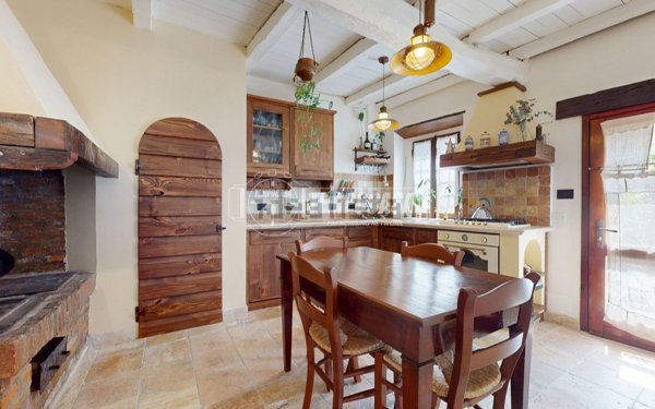 appartamento in vendita a Valsamoggia in zona Monteveglio