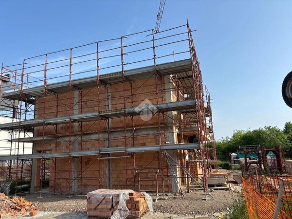 casa indipendente in vendita a Valsamoggia in zona Calcara