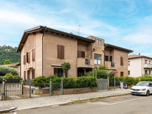 appartamento in vendita a Valsamoggia in zona Monteveglio