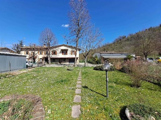 casa indipendente in vendita a Valsamoggia in zona Castelletto