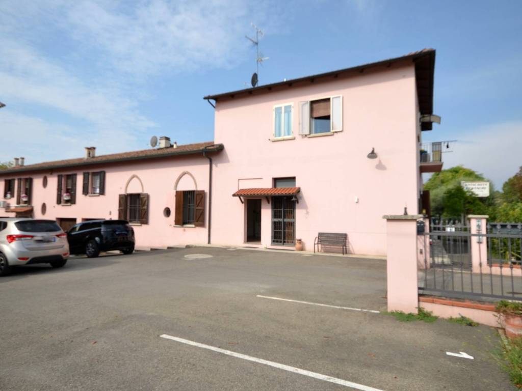 appartamento in vendita a Valsamoggia in zona Crespellano