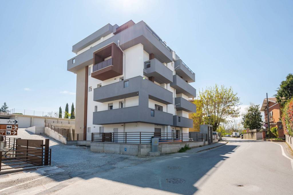 appartamento in vendita a Valsamoggia in zona Bazzano