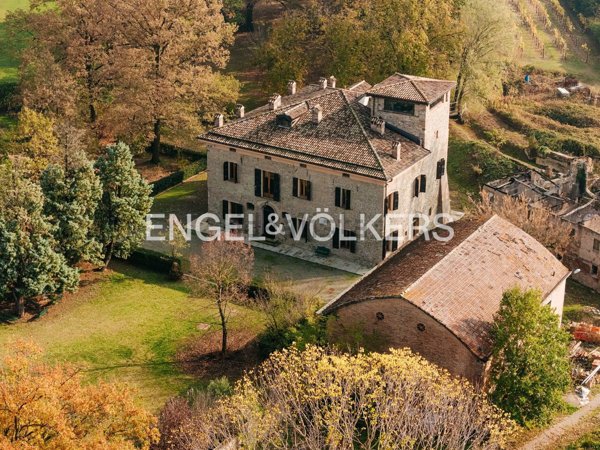 casa indipendente in vendita a Valsamoggia in zona Monteveglio