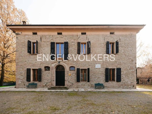 casa indipendente in vendita a Valsamoggia in zona Monteveglio