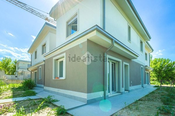 appartamento in vendita a Valsamoggia in zona Bersagliera