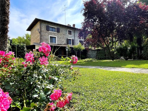 casa indipendente in vendita a Valsamoggia in zona Fagnano