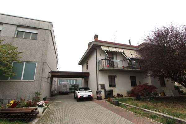 pentavano in vendita a Valsamoggia in zona Bazzano