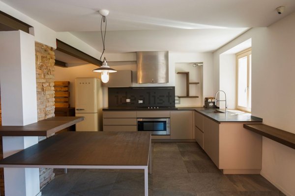 casa indipendente in vendita a Valsamoggia in zona Montebudello