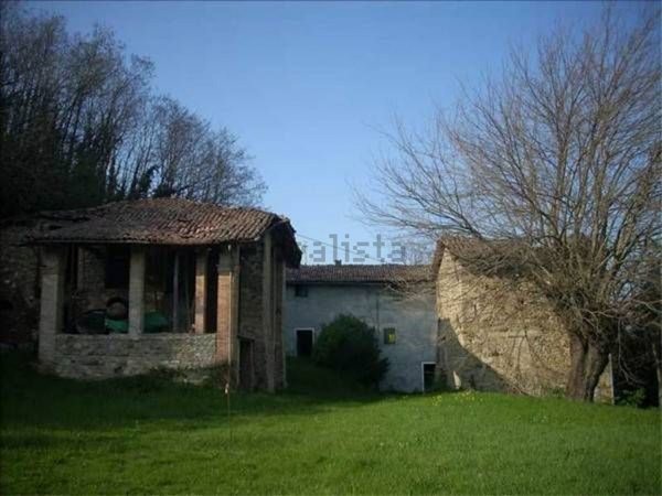 appartamento in vendita a Valsamoggia in zona Savigno