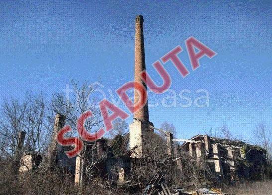 locale commerciale in vendita a Valsamoggia in zona Castello di Serravalle