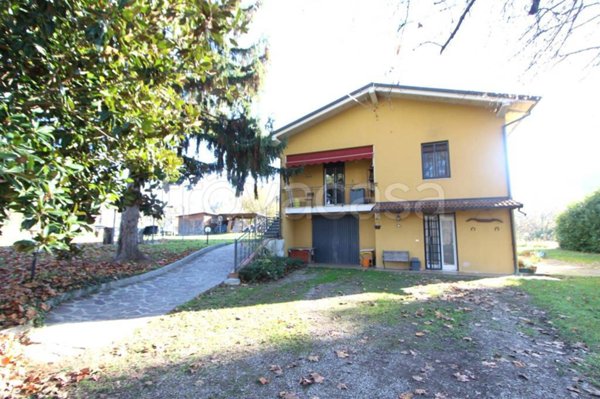 casa indipendente in vendita a Valsamoggia in zona Bazzano