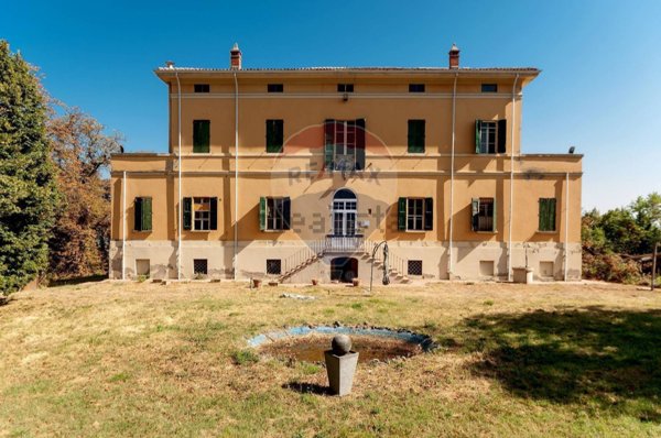 villa in vendita a Valsamoggia in zona Monteveglio
