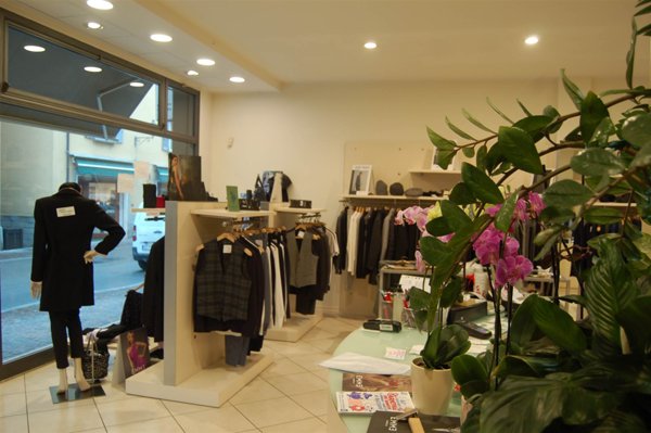 negozio in vendita a Valsamoggia in zona Bazzano