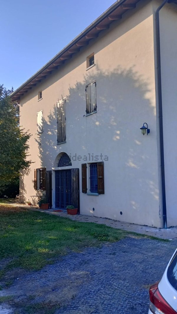 casa indipendente in vendita a Valsamoggia in zona Crespellano