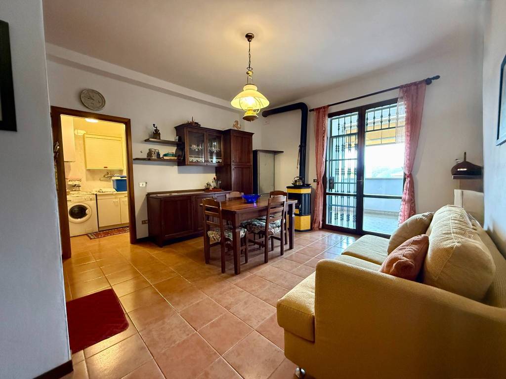 appartamento in vendita a Valsamoggia in zona Bazzano