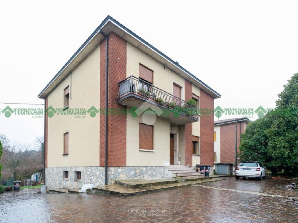 casa indipendente in vendita a Valsamoggia in zona Crespellano