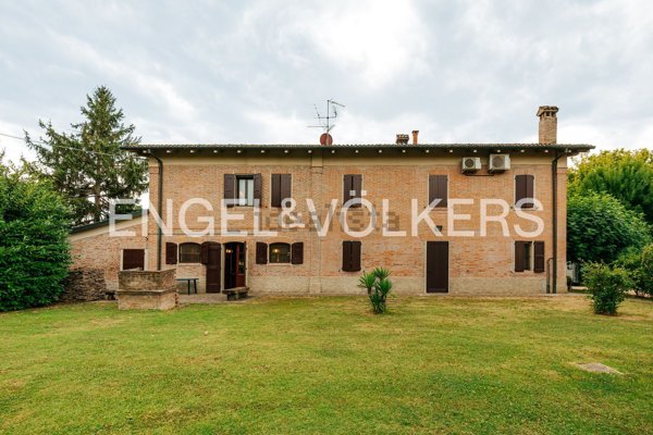 casa indipendente in vendita a Valsamoggia in zona Crespellano