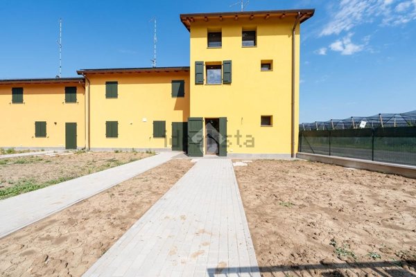 casa indipendente in vendita a Valsamoggia in zona Bazzano