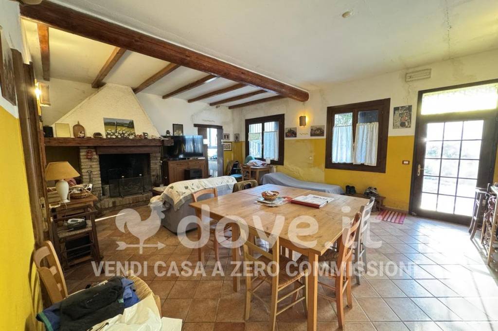 casa indipendente in vendita a Valsamoggia