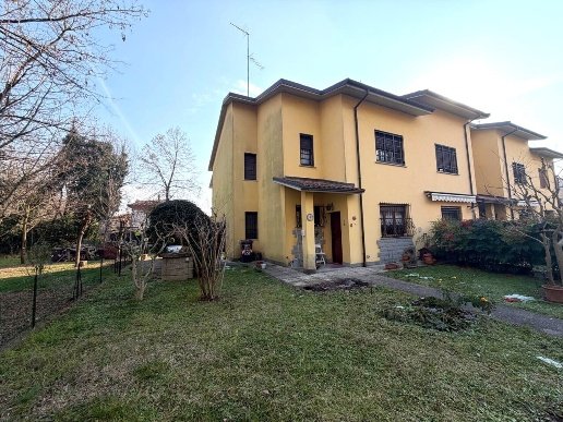casa indipendente in vendita a Valsamoggia in zona Bazzano