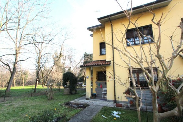 casa indipendente in vendita a Valsamoggia in zona Monteveglio
