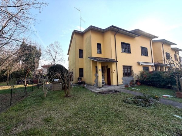 casa indipendente in vendita a Valsamoggia in zona Monteveglio