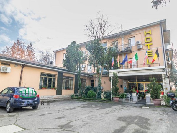 intera palazzina in vendita a Valsamoggia