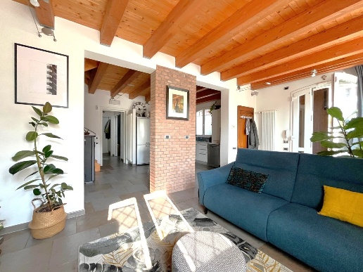 casa indipendente in vendita a Valsamoggia in zona Crespellano