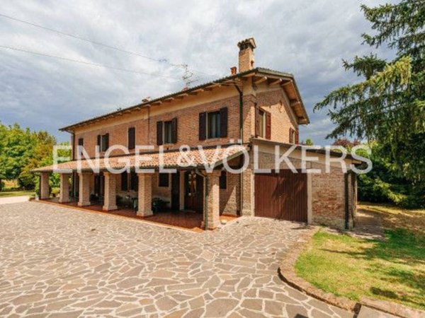 casa indipendente in vendita a Valsamoggia in zona Crespellano