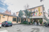 negozio in vendita a Valsamoggia