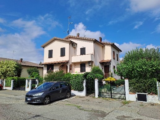 casa indipendente in vendita a Valsamoggia in zona Castelletto